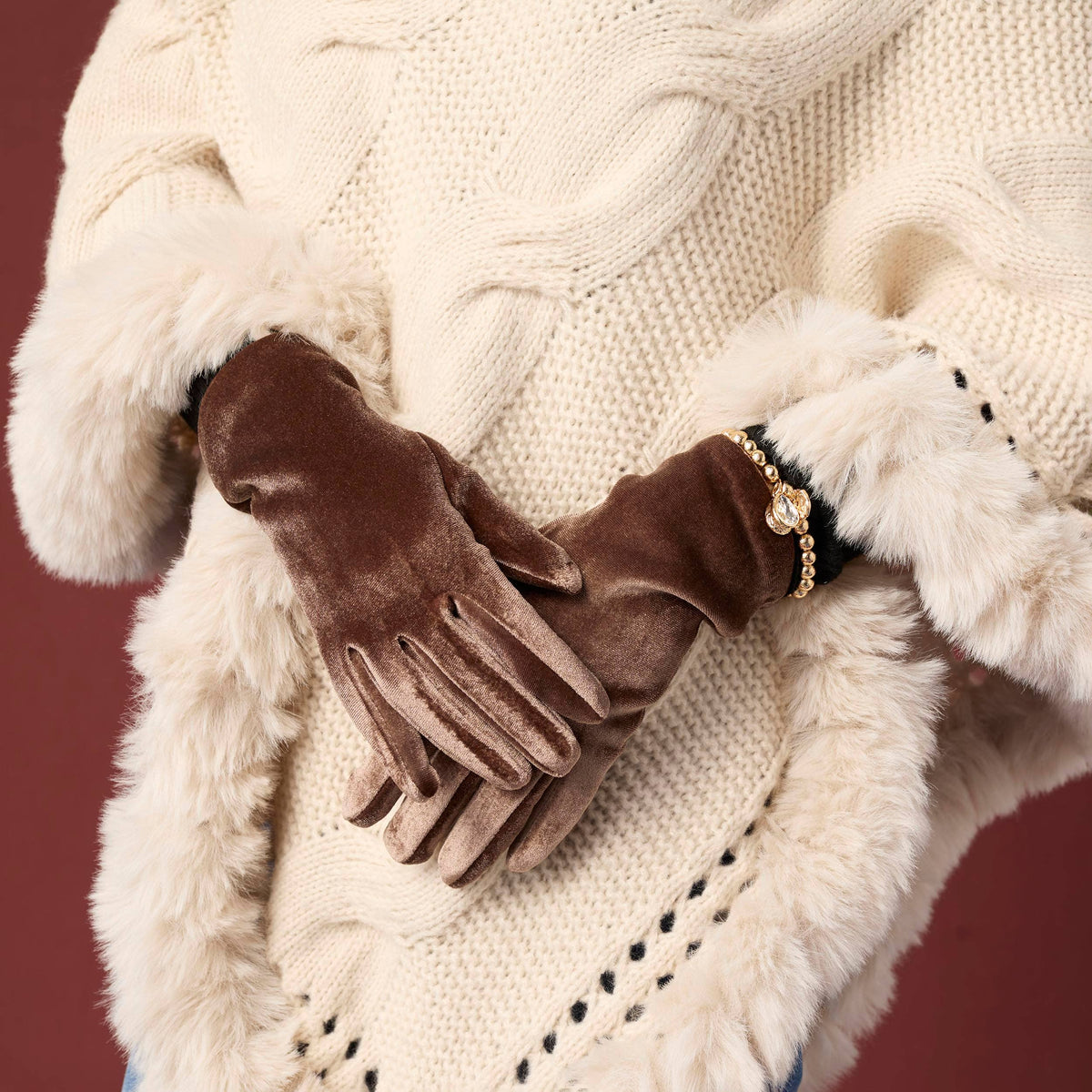 Velvet Dream Touchscreen Gloves: Black