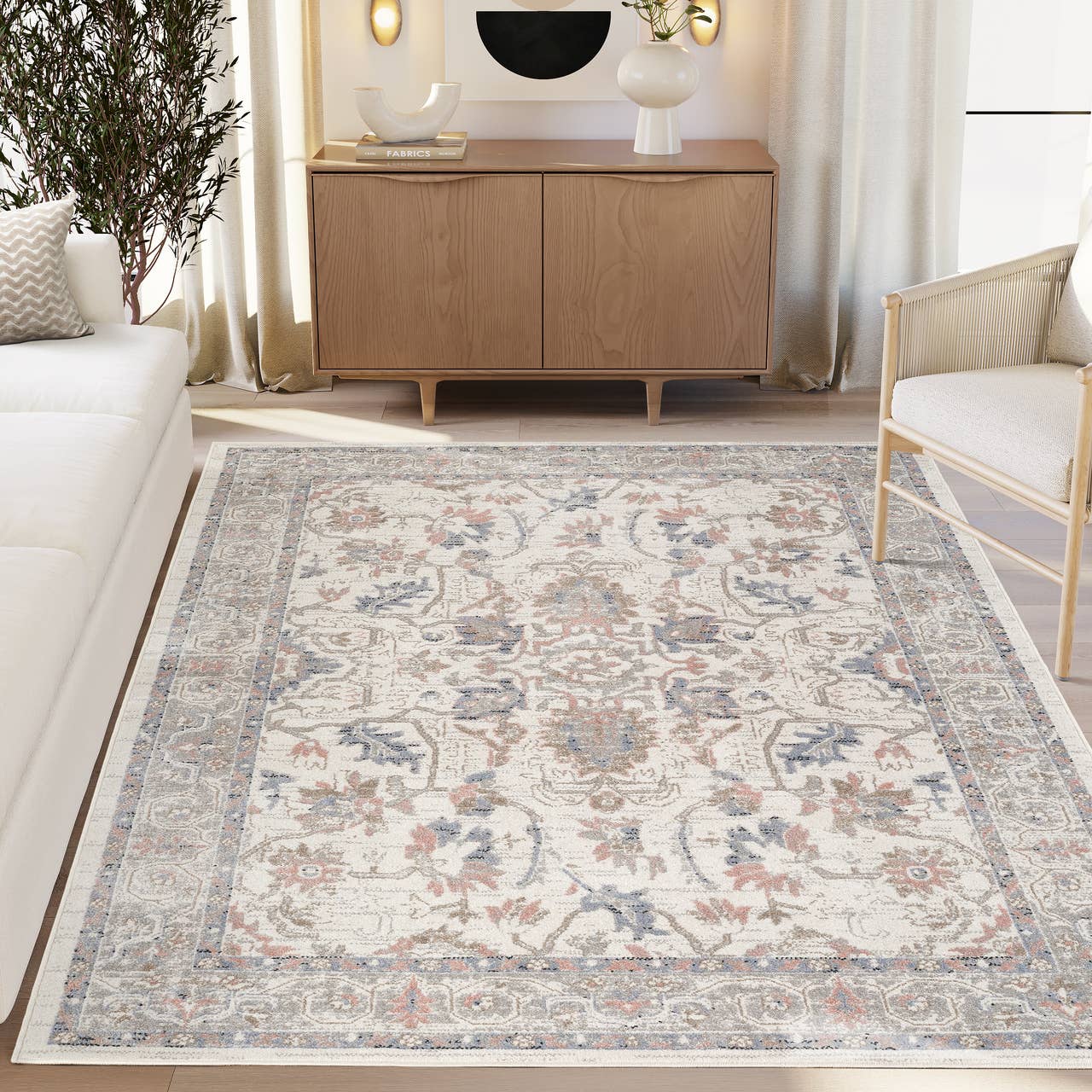 Vivienne Washable Traditional Blue Ivory Area Rug: 7'9" x 10'2"