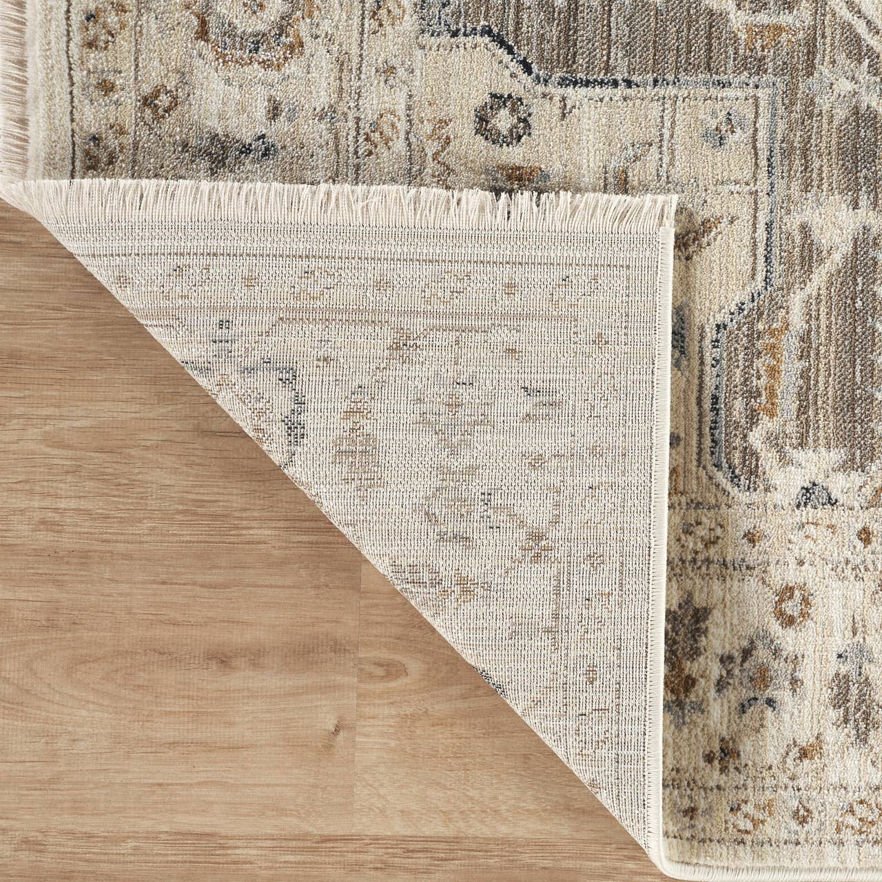 Alara Ivory Beige Vintage Geometric Medallion Area Rug: 6' x 9'5"