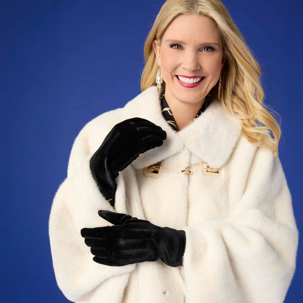 Velvet Dream Touchscreen Gloves: Black